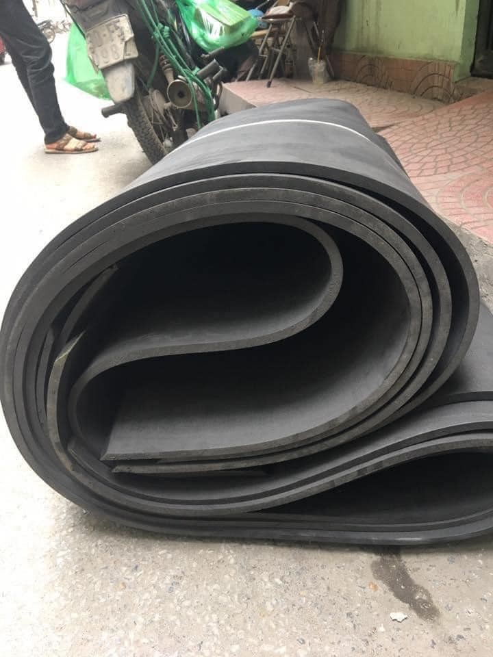 Cao su lót bể loại dày 1cm